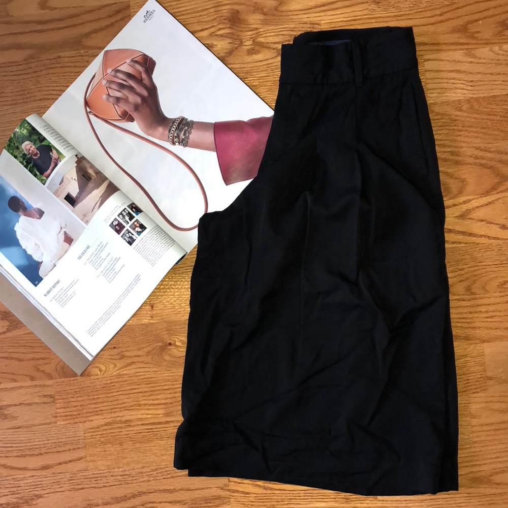 ♦️SOLD Gap Wide-Leg Culottes (True Black)